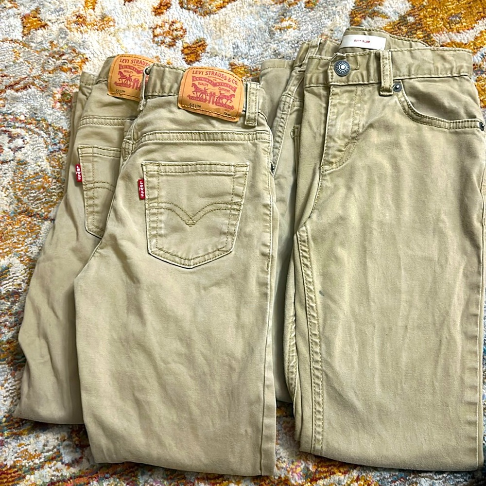 4 pair bundle of Levi’s boys khaki pants